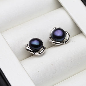 Flawless Freshwater Pearl Wrapped in 925 Sterling Silver