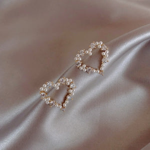 Dainty Pearl Earrings