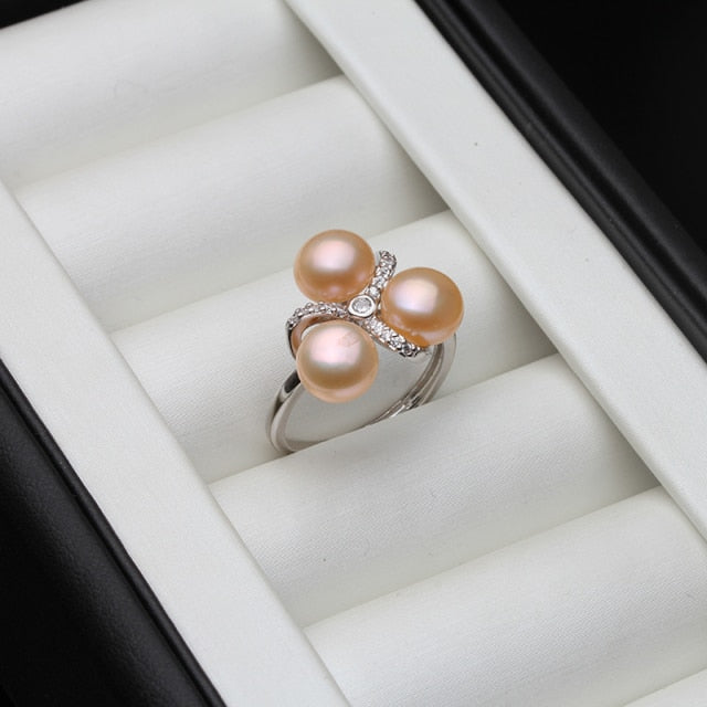 Natural Freshwater Pearl on 925 Sterling Silver Ring