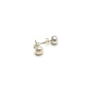 Classic Lady Pearl Earrings on 925 Sterling Silver Base