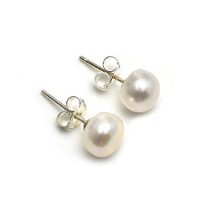 Classic Lady Pearl Earrings on 925 Sterling Silver Base