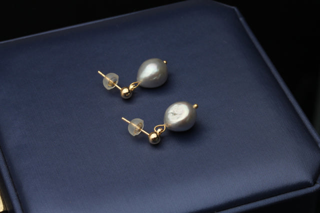 Elegant White Natural Pearl Stud Earrings on 925 Sterling Silver